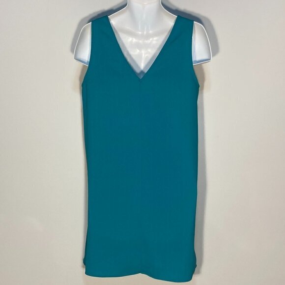 Everly SZ L turquoise colored sleeveless shift dress with scalloped neckline - Picture 2 of 3